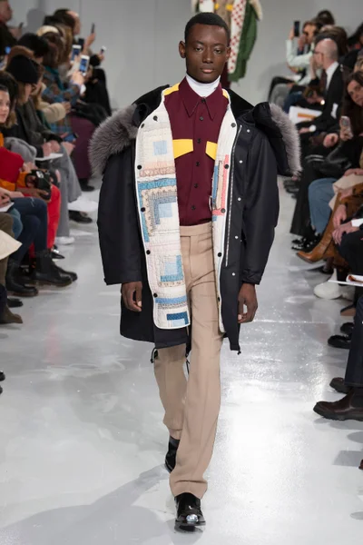 Look 43